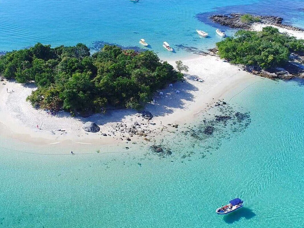 Ilha Grande island escape with tropical beaches and crystal-clear waters near Rio de Janeiro